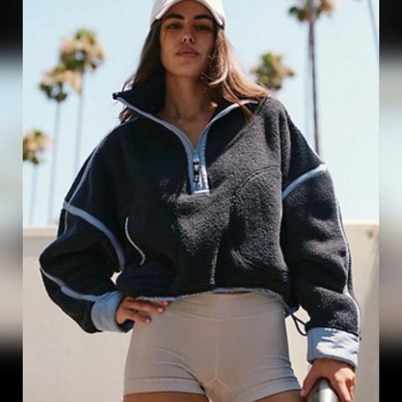 FP Movement by Free People Jackets & Blazers - FREE PEOPLE MOUNTAIN HIGH 1/2 ZIP FLEECE PULL OVER. NWOT. Xs & Lg